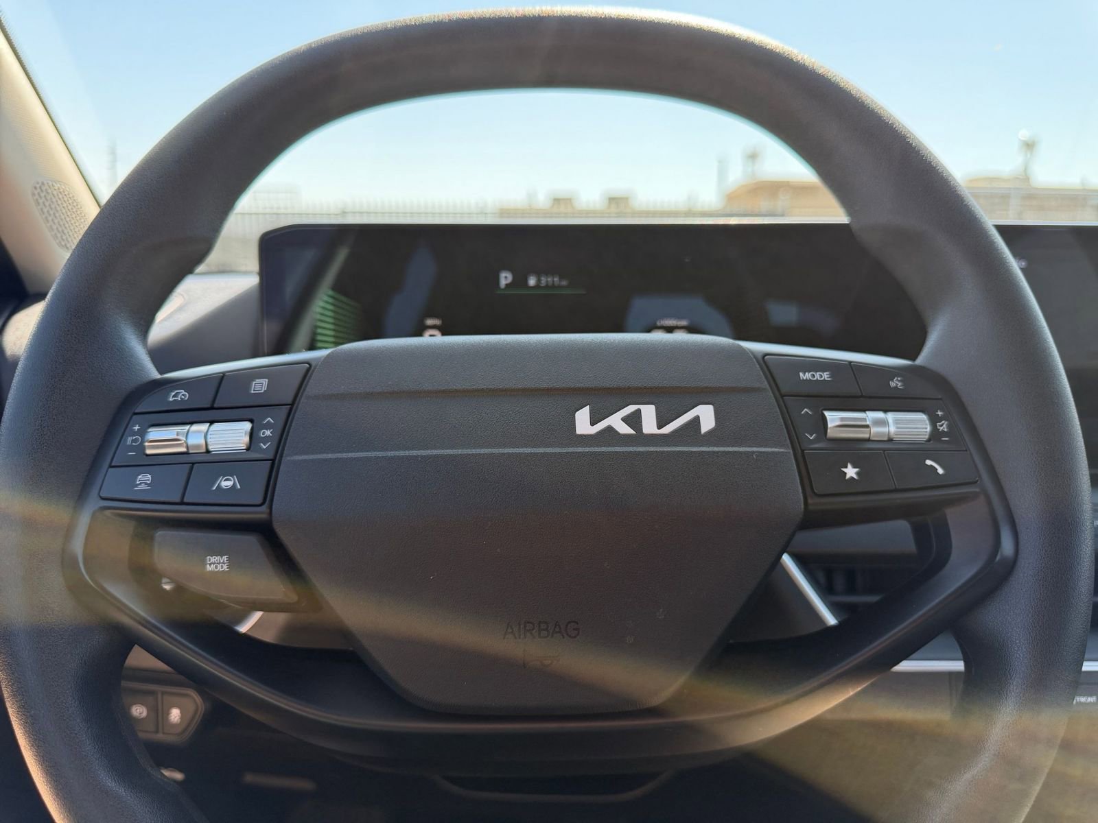 Used 2025 Kia K4 FWD image 27