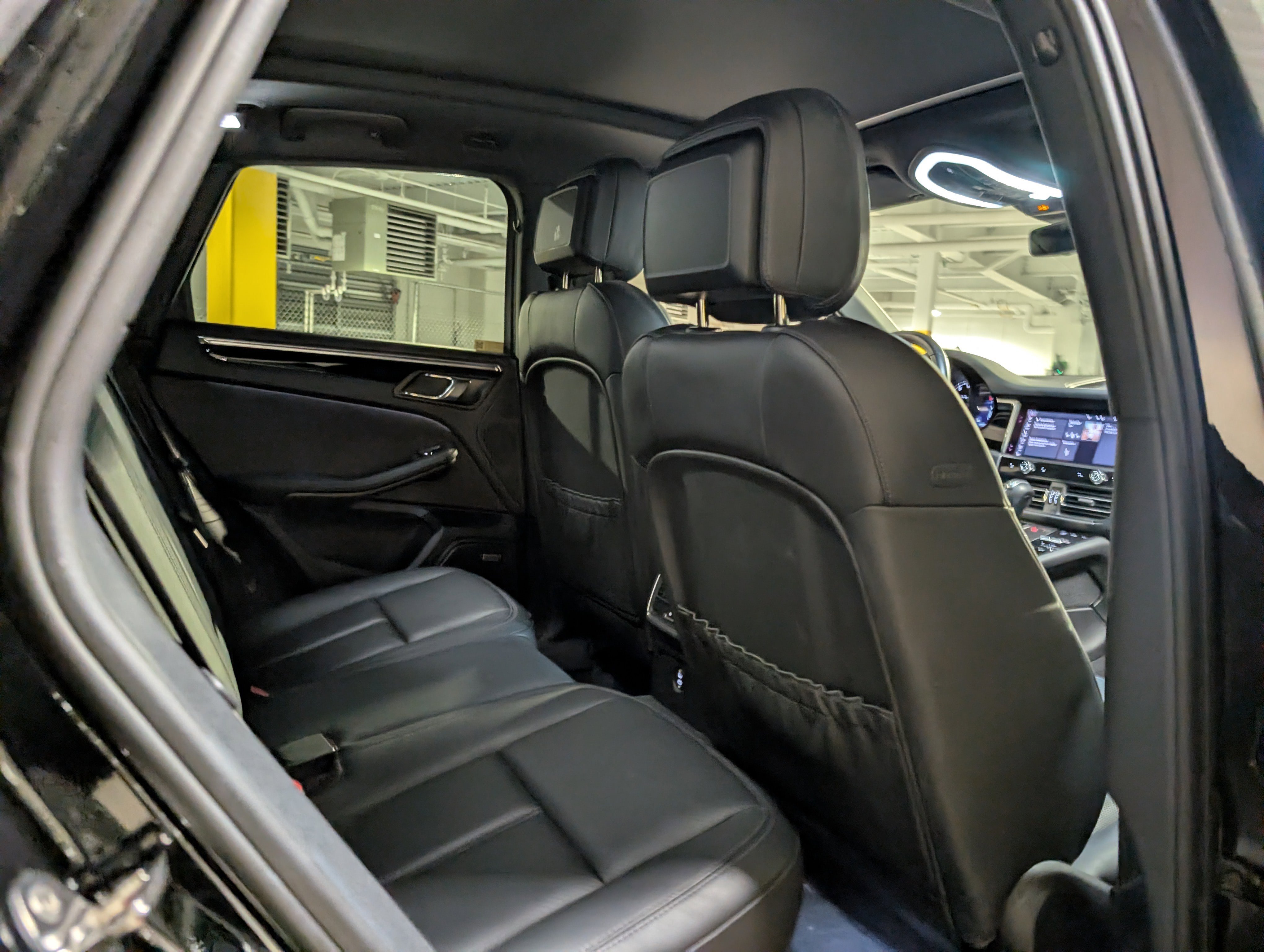 Certified 2025 Porsche Macan image 22