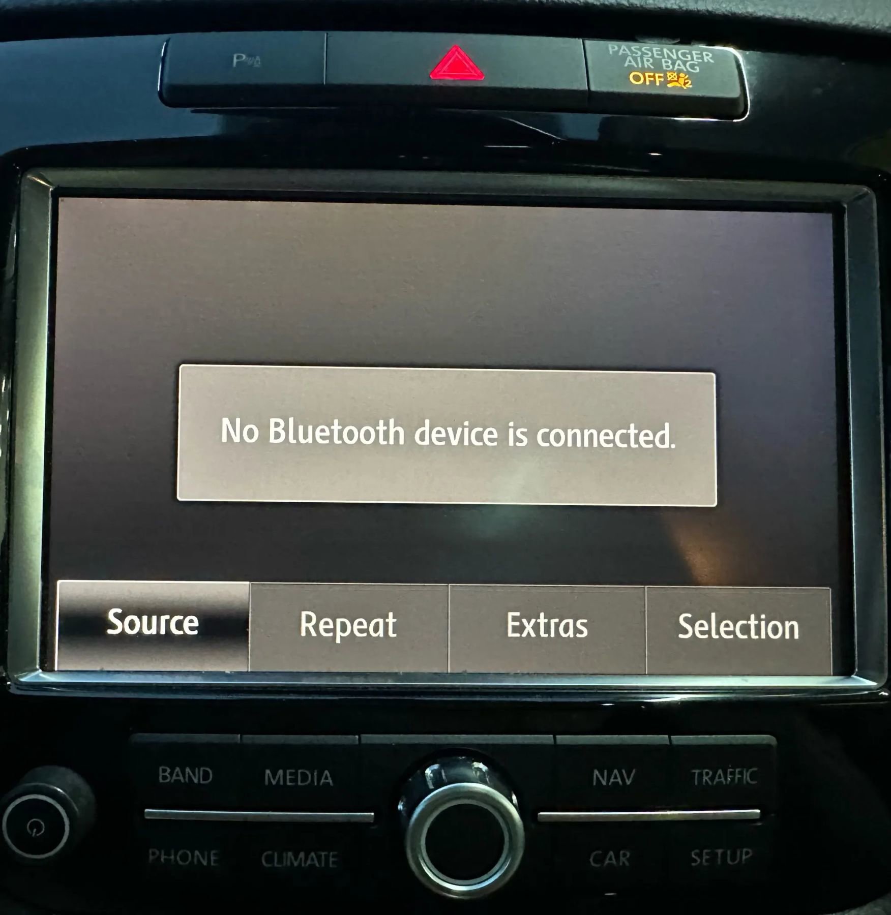 Used 2012 Volkswagen Touareg TDI image 19