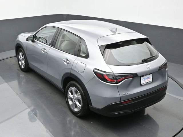 Used 2023 Honda HR-V LX image 14