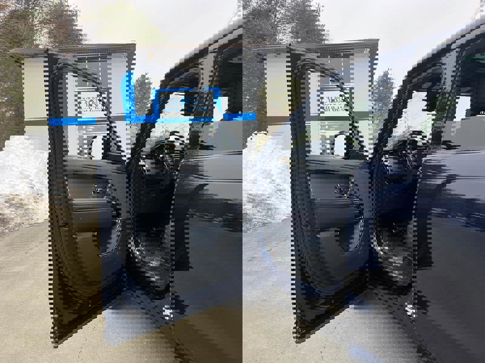 Used 2023 Land Rover Range Rover Sport SE Dynamic image 15