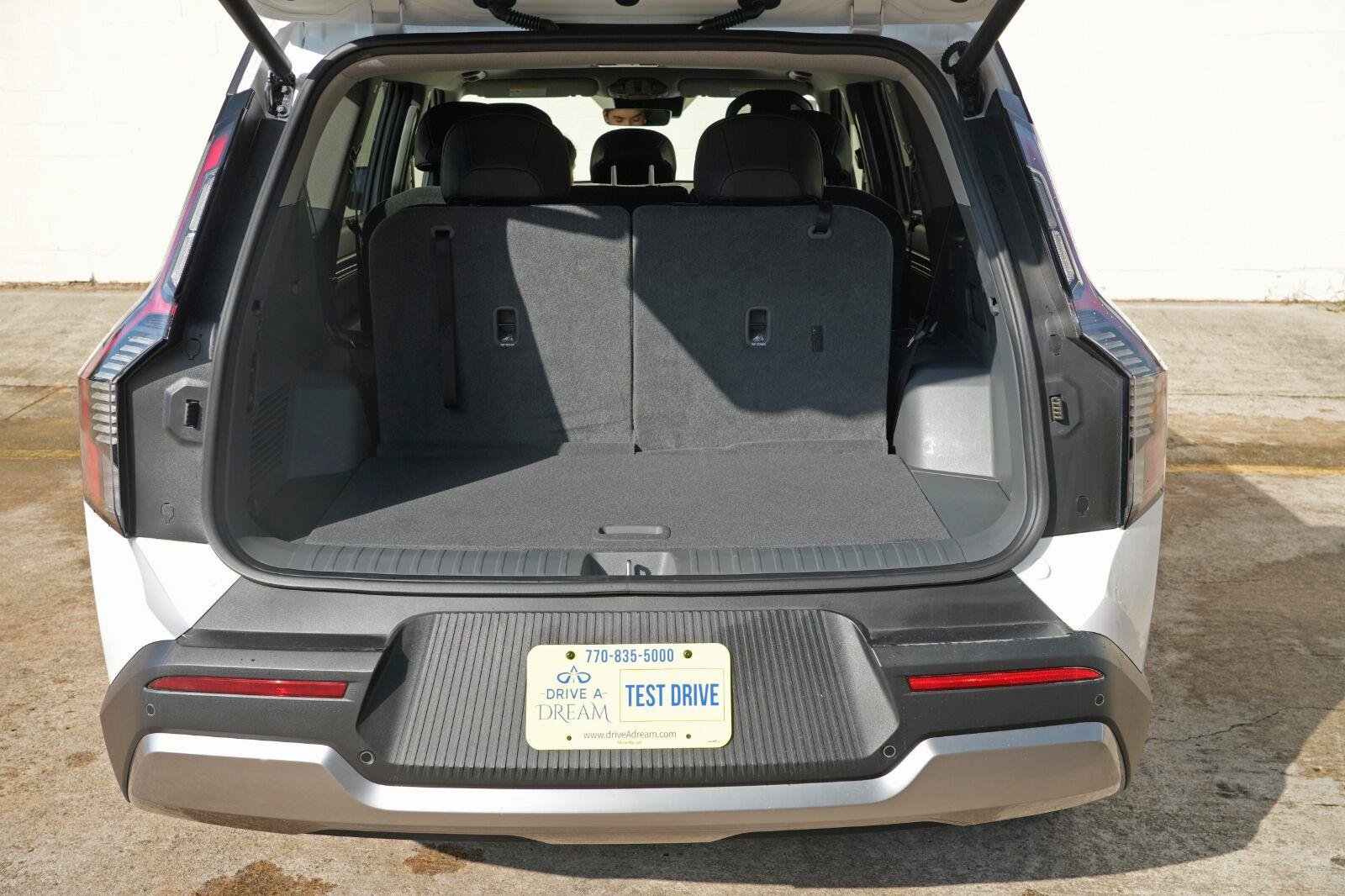 Used 2026 Kia EV9 Light RWD image 9