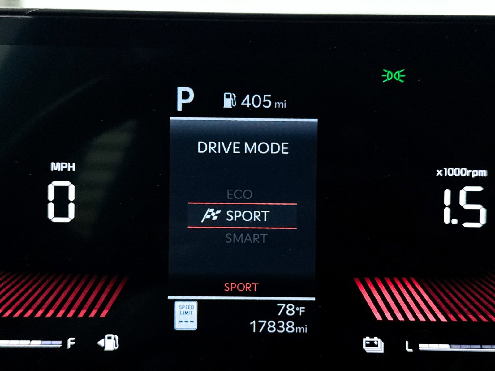 Certified 2025 Kia Carnival EX image 9