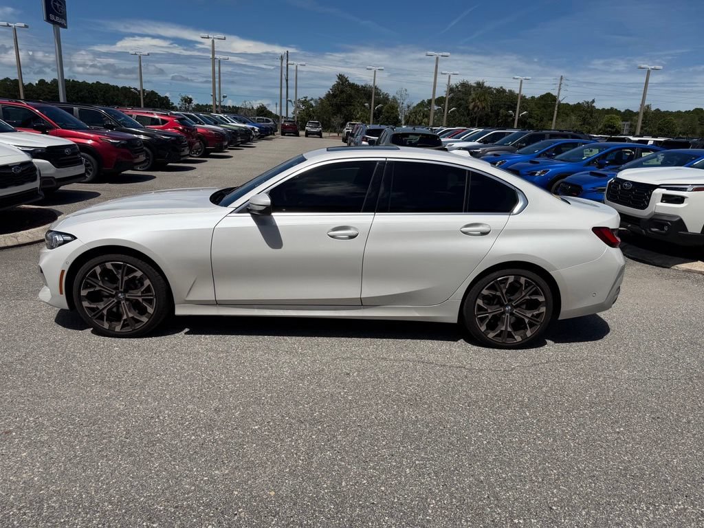Used 2025 BMW 330i xDrive Sedan w/ M Sport Package AWD/4WD image 9