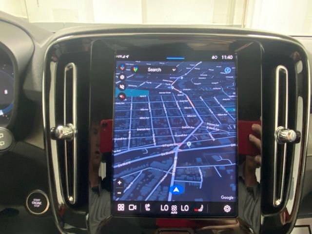 Certified 2024 Volvo XC40 B5 Plus w/ Protection Package Premier image 19