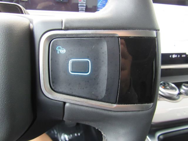 Used 2025 Ford Expedition Active image 43