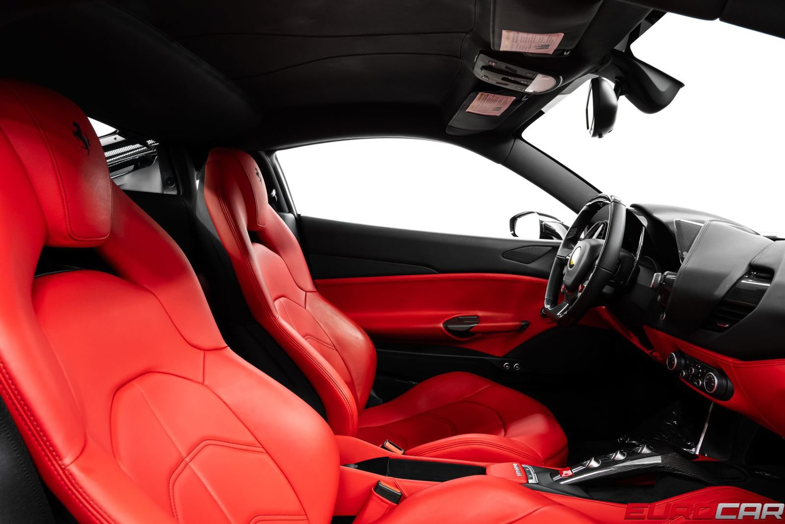 Used 2019 Ferrari 488 GTB RWD image 38