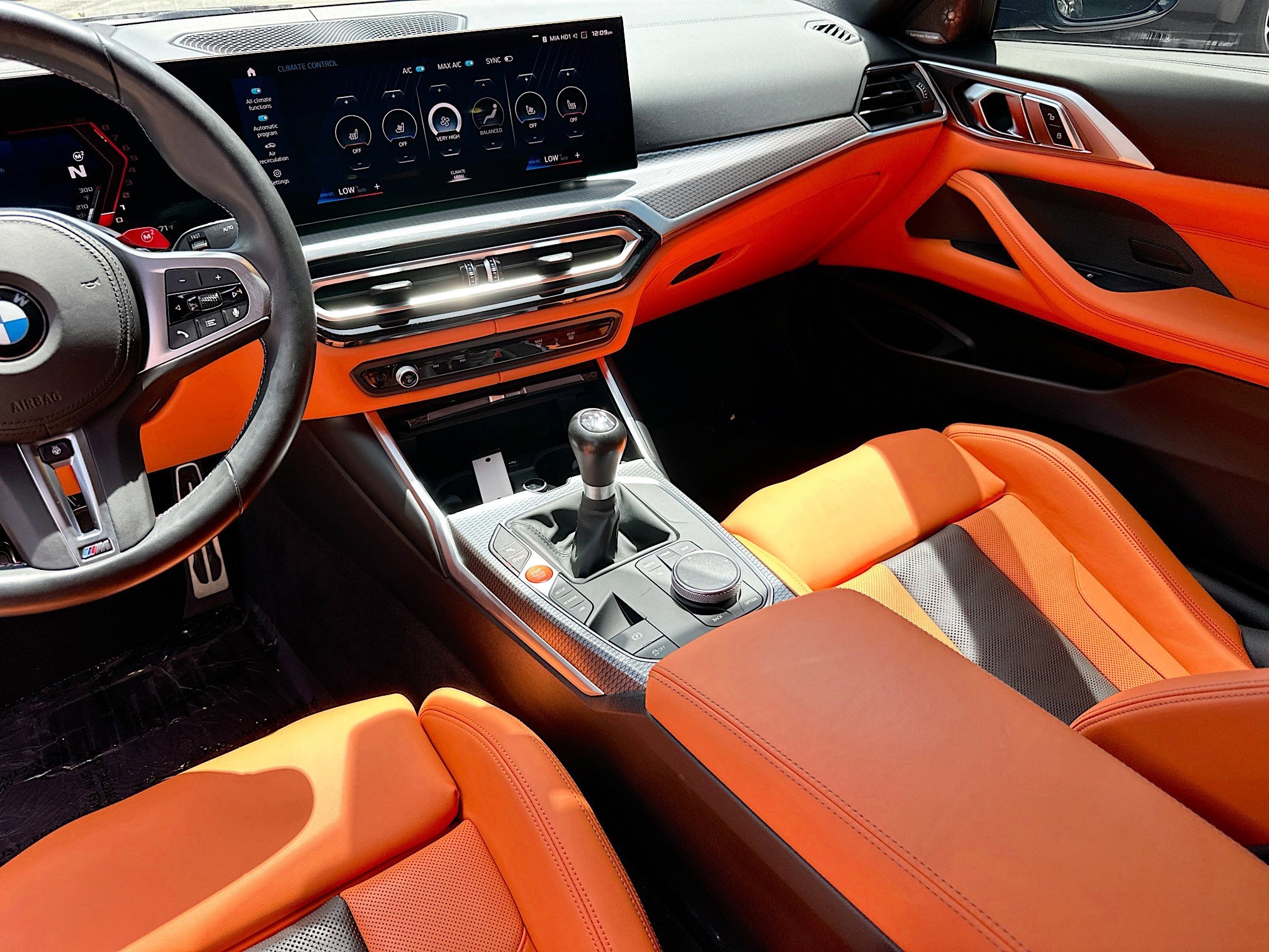 Used 2024 BMW M4 Coupe w/ Executive Package image 25