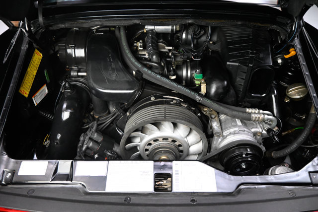 Used 1995 Porsche 911 Carrera RWD image 7