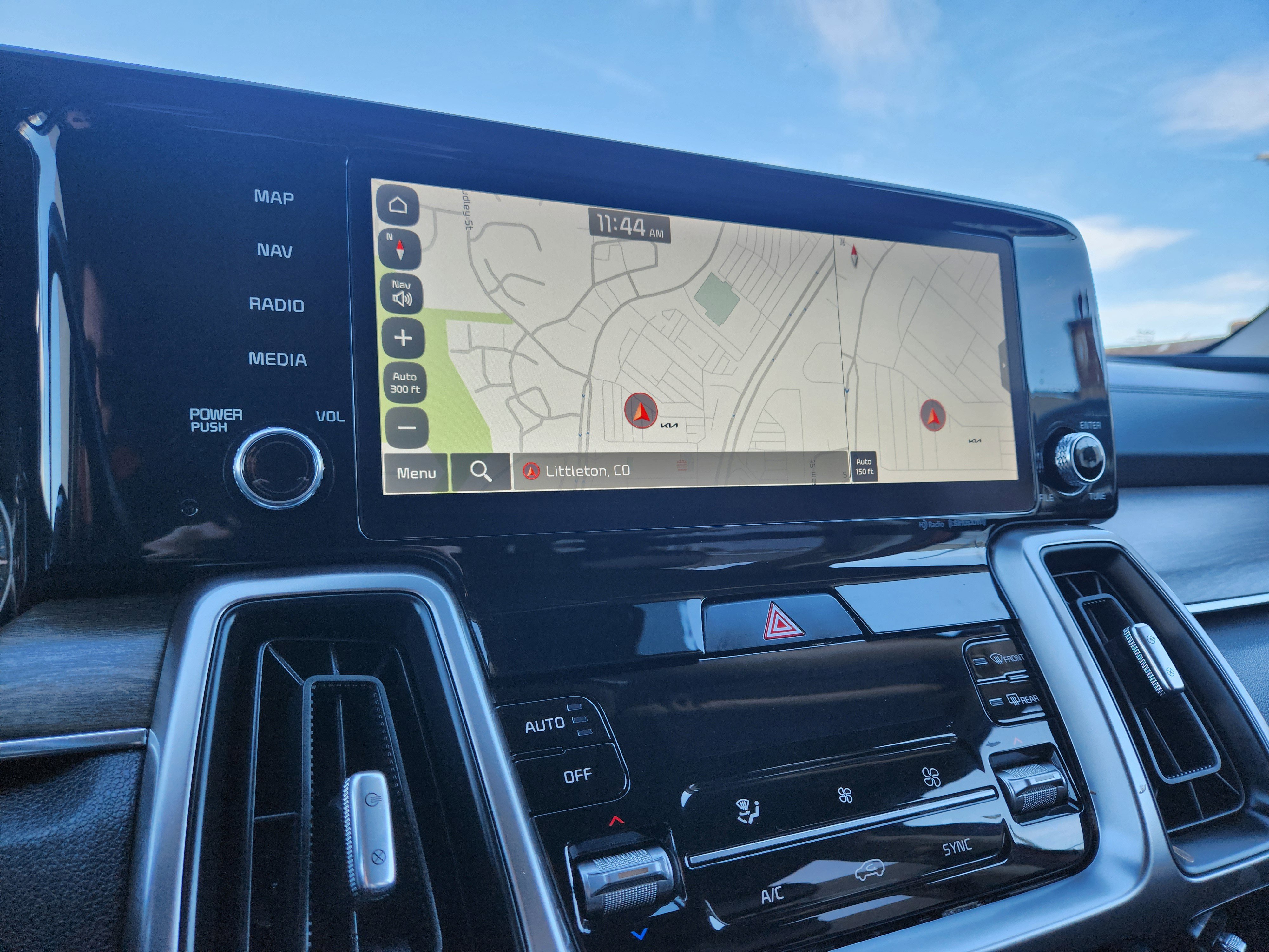 Used 2023 Kia Sorento S image 24