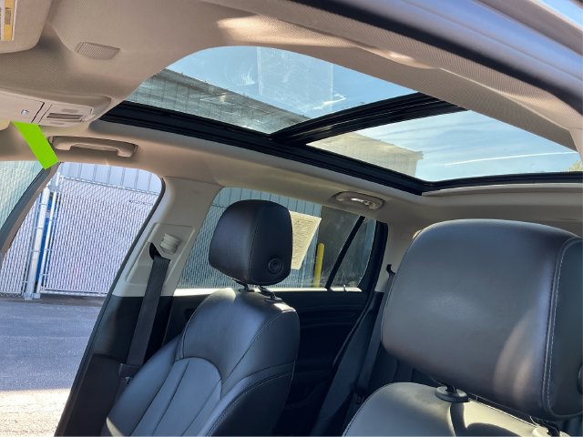 Used 2019 Buick Envision Essence AWD/4WD image 31