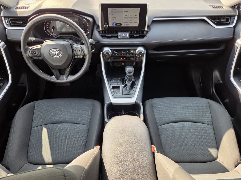 Used 2025 Toyota RAV4 XLE FWD image 13