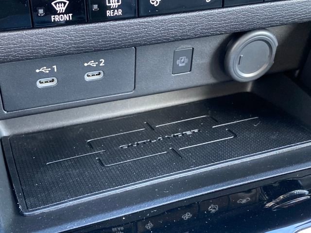 New 2026 Mitsubishi Outlander SE image 23