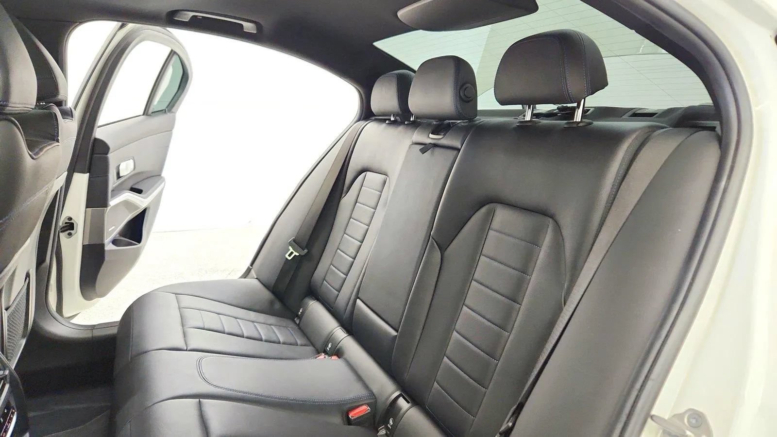 Used 2021 BMW M340i xDrive AWD/4WD image 23
