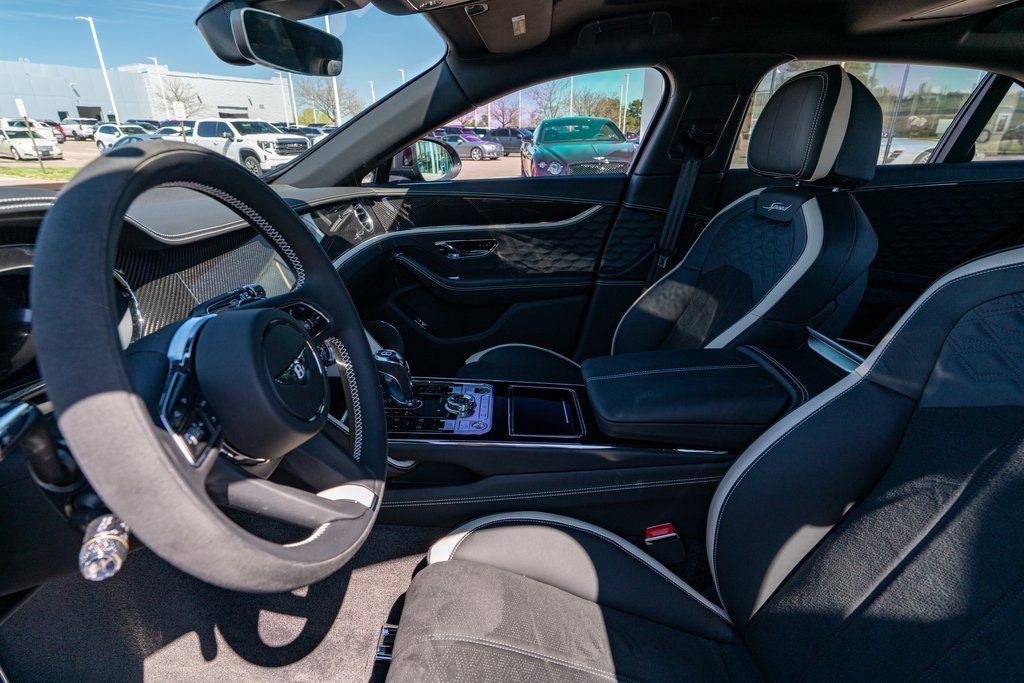 New 2025 Bentley Flying Spur Plug-In Hybrid image 27
