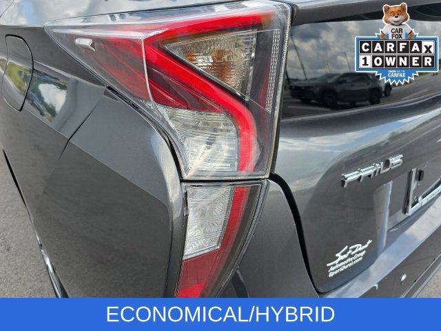 Used 2016 Toyota Prius Four w/ Advanced Technology Package FWD image 30