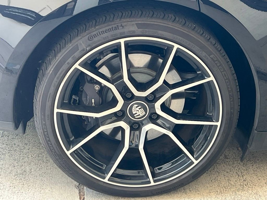 Used 2023 Porsche Taycan RWD image 33