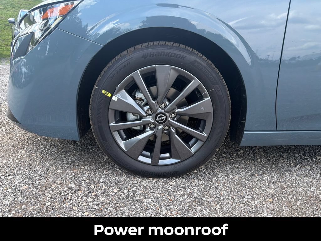 New 2026 Nissan Sentra SL w/ Floor Mat Package FWD image 34