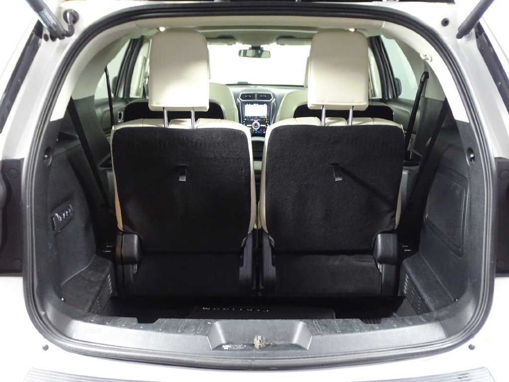 Used 2018 Ford Explorer Platinum AWD/4WD image 18