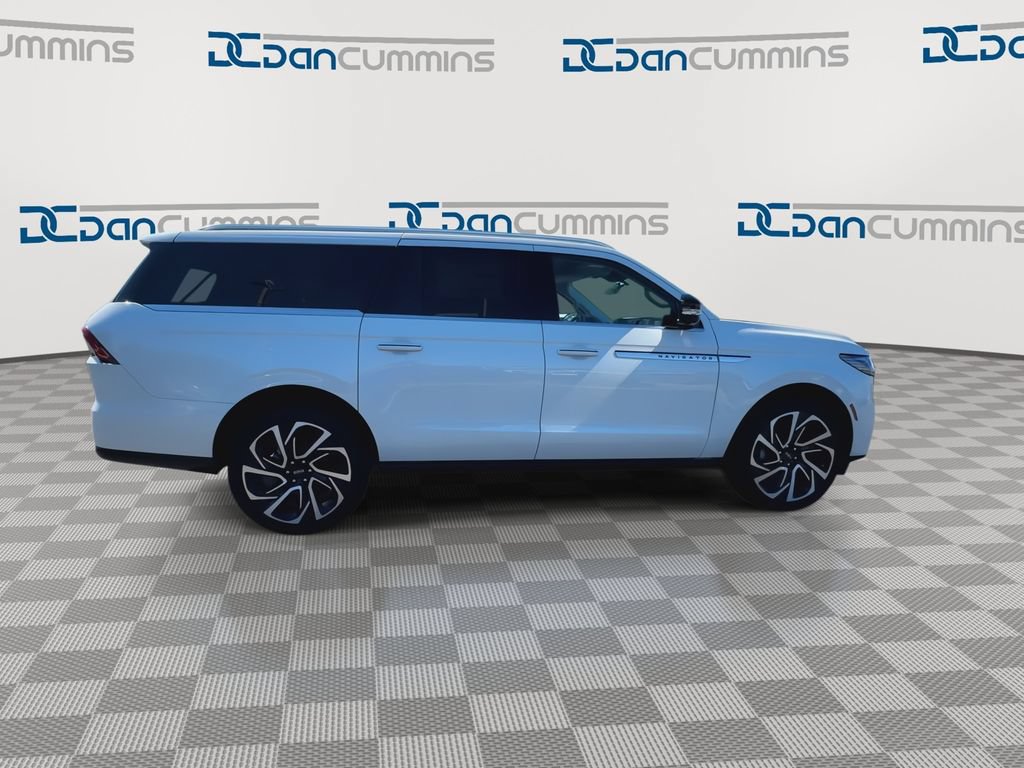 New 2027 Lincoln Navigator L Reserve AWD/4WD image 9