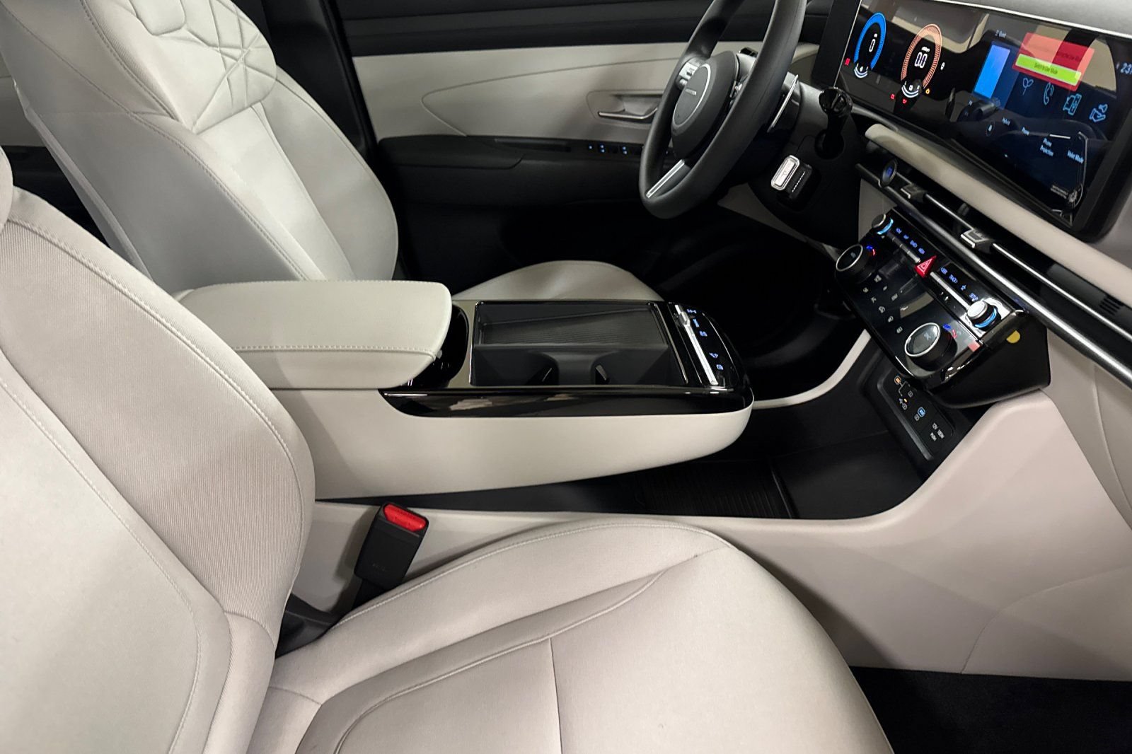 New 2026 Hyundai Tucson Blue SE AWD/4WD image 16