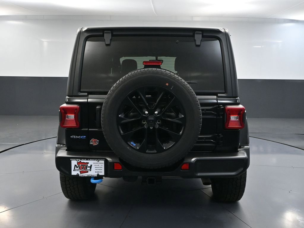 Used 2023 Jeep Wrangler Unlimited Sahara image 7