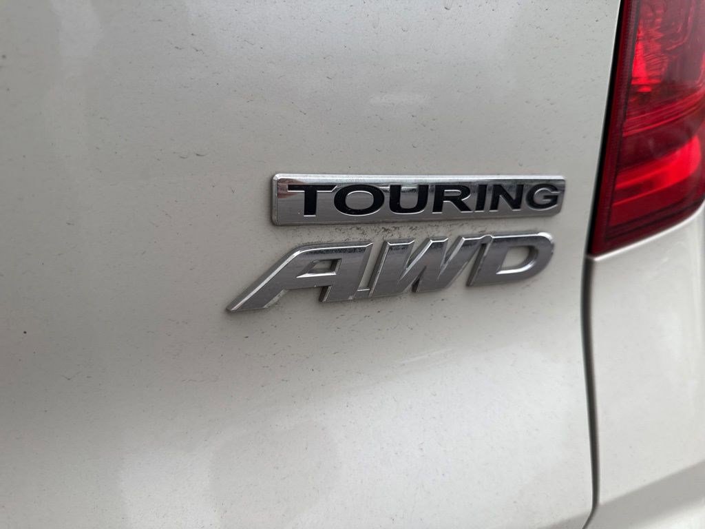 Used 2018 Honda Pilot Touring image 5