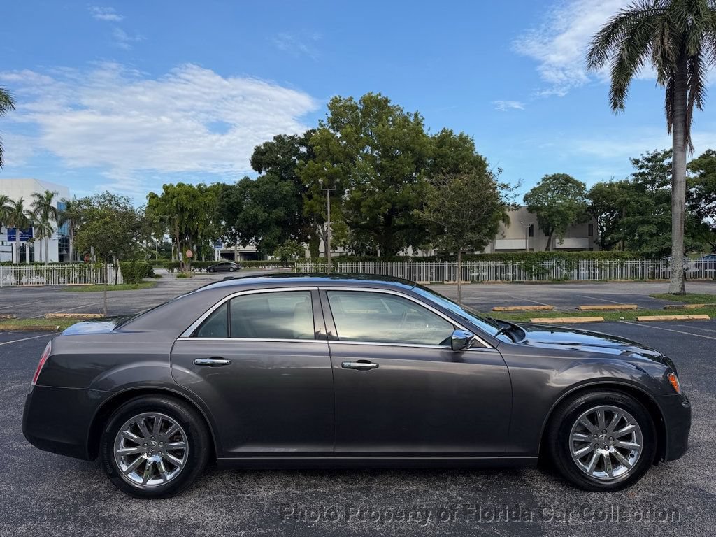 Used 2013 Chrysler 300 C RWD image 14