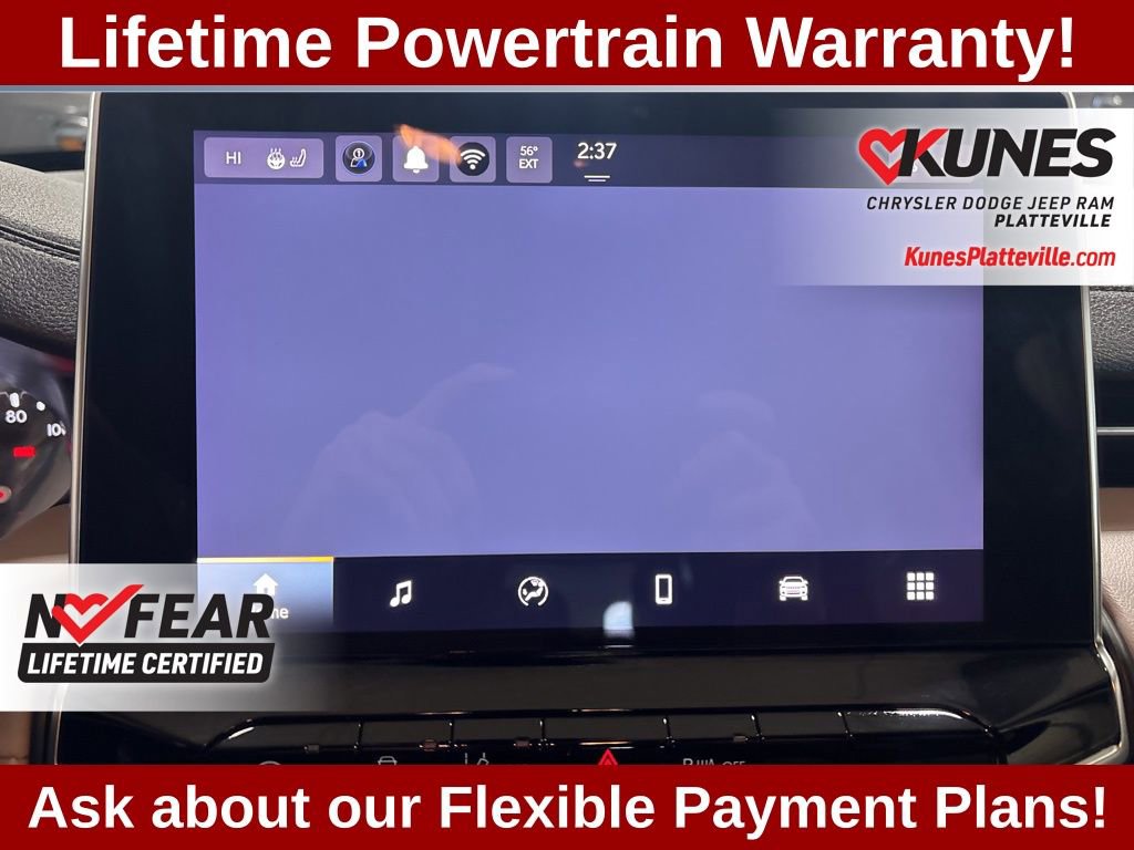 Used 2025 Jeep Compass Limited image 25