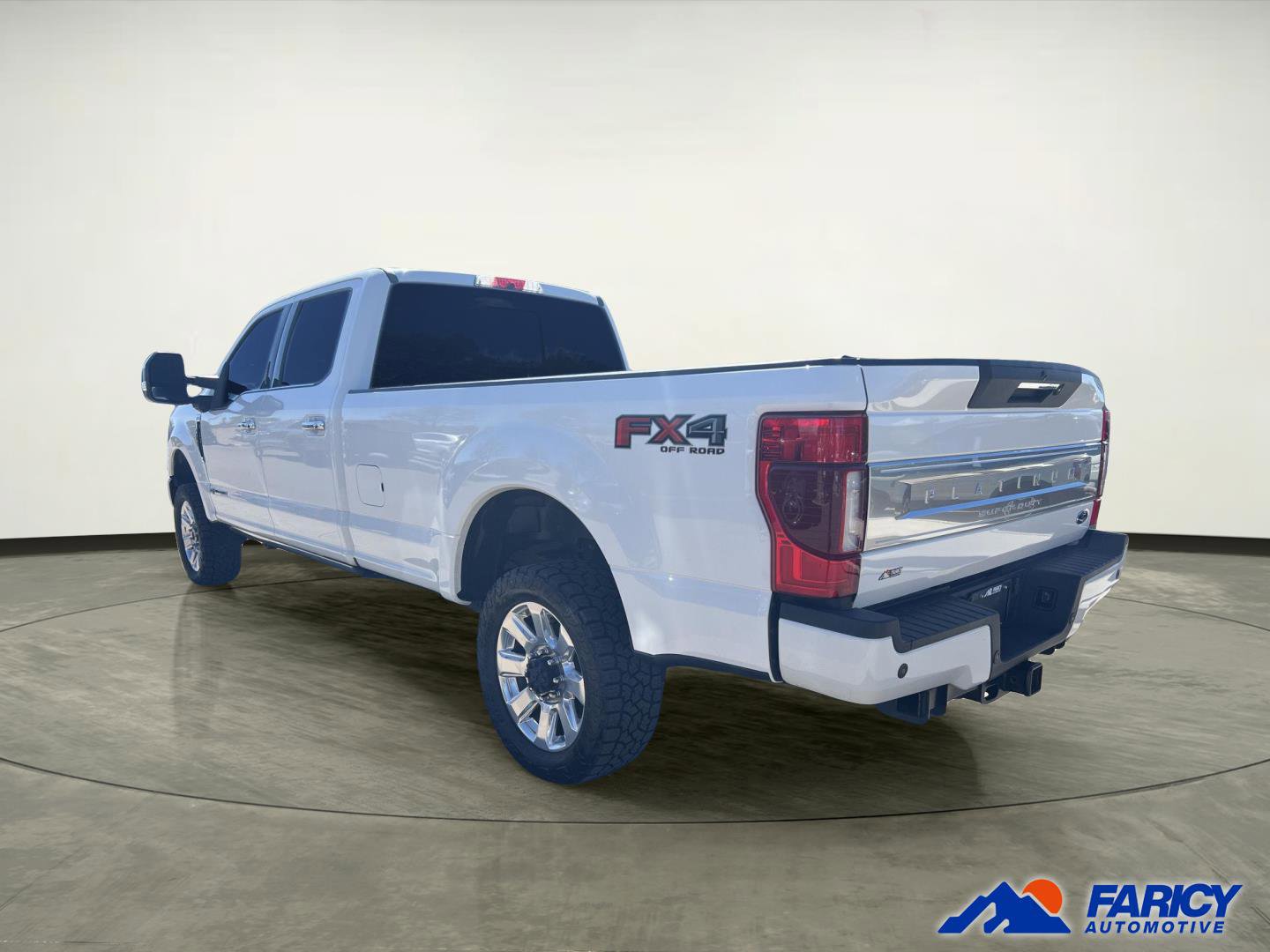Used 2022 Ford F350 Platinum AWD/4WD image 2