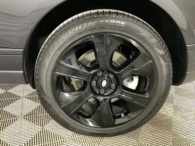 Used 2018 Land Rover Range Rover Supercharged image 35