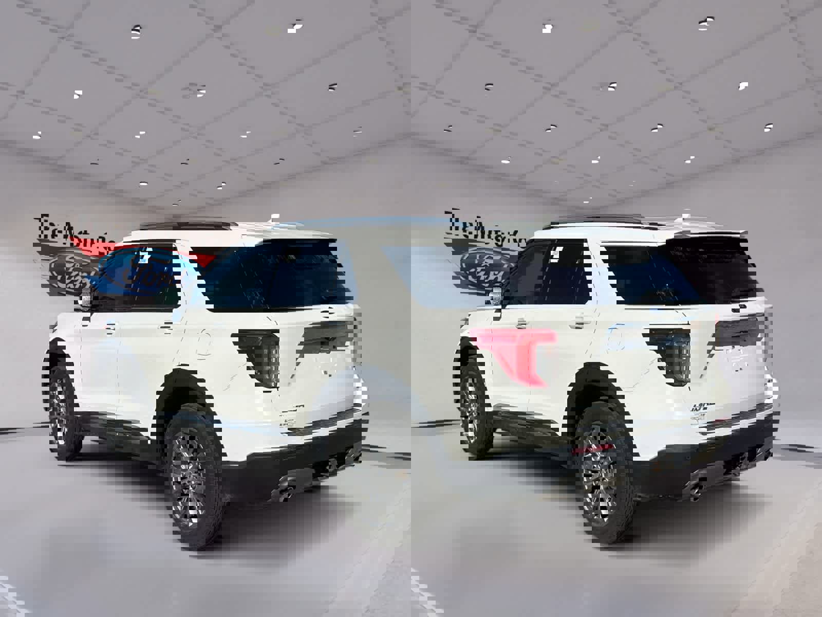 Certified 2022 Ford Explorer Limited w/ Class IV Trailer Tow Package image 7