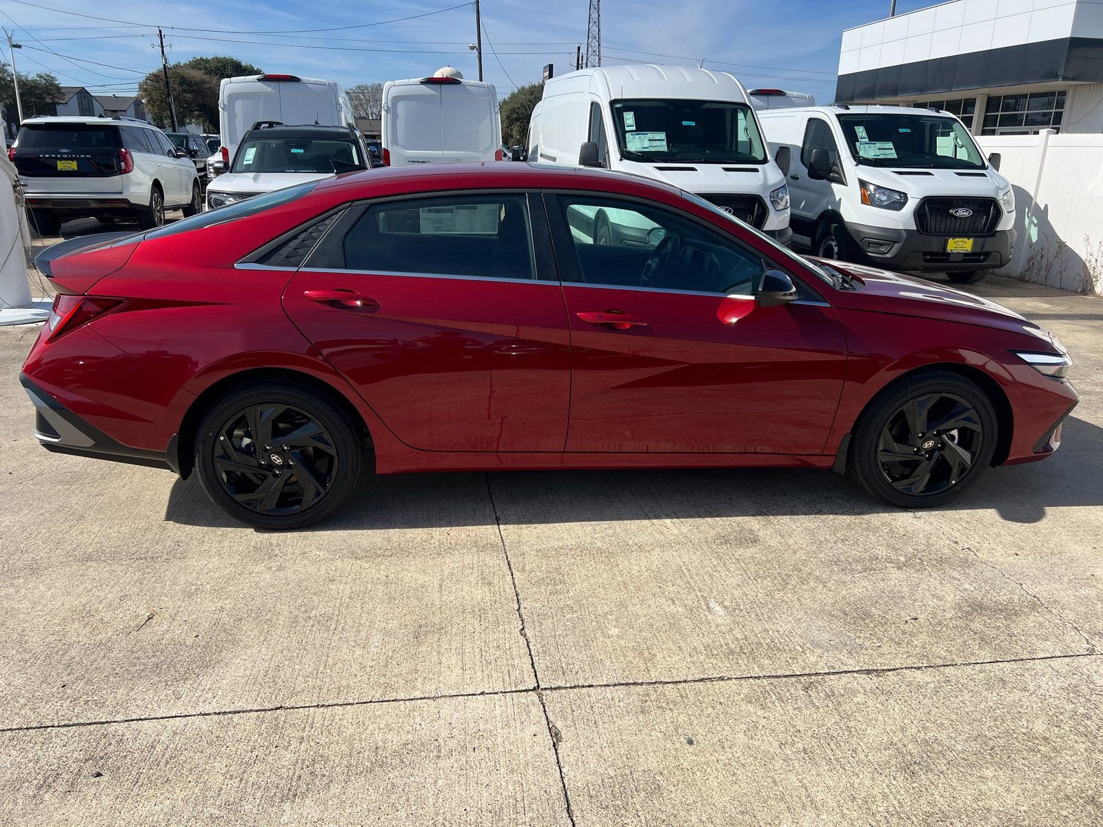 New 2026 Hyundai Elantra SEL Sport Premium FWD image 2