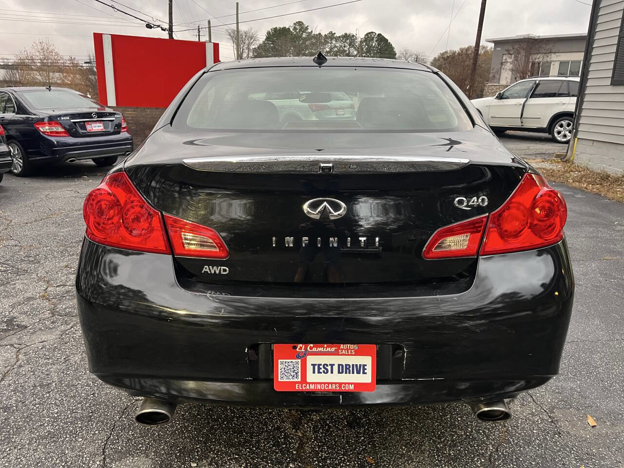 Used 2015 INFINITI Q40 AWD w/ Navigation Package image 6