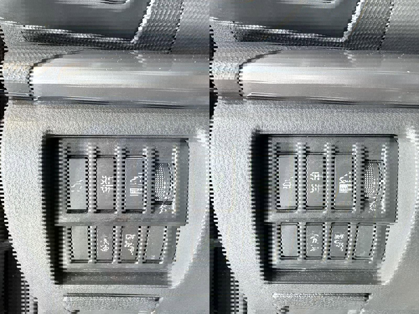 Used 2022 Subaru Forester Premium image 32