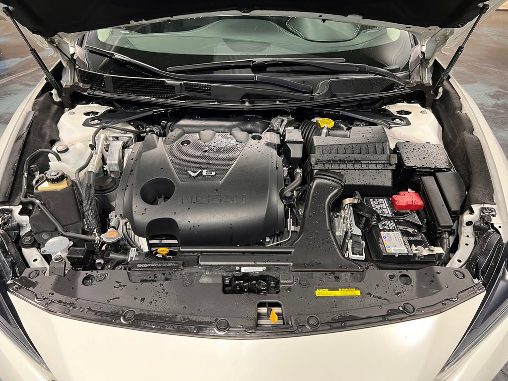 Used 2023 Nissan Maxima Platinum w/ Sport Mat Group FWD image 18