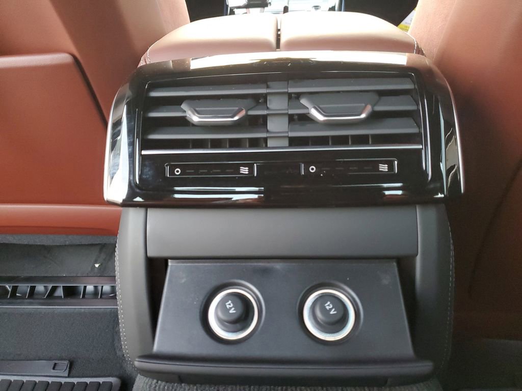 New 2025 Audi S8 image 22