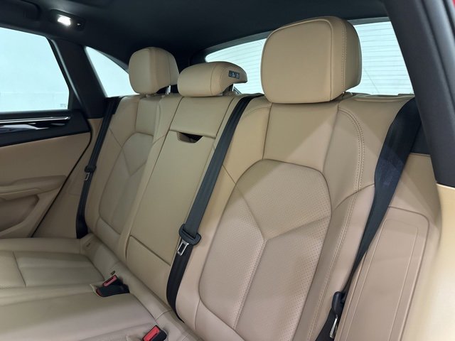 Used 2025 Porsche Macan Turbo image 31