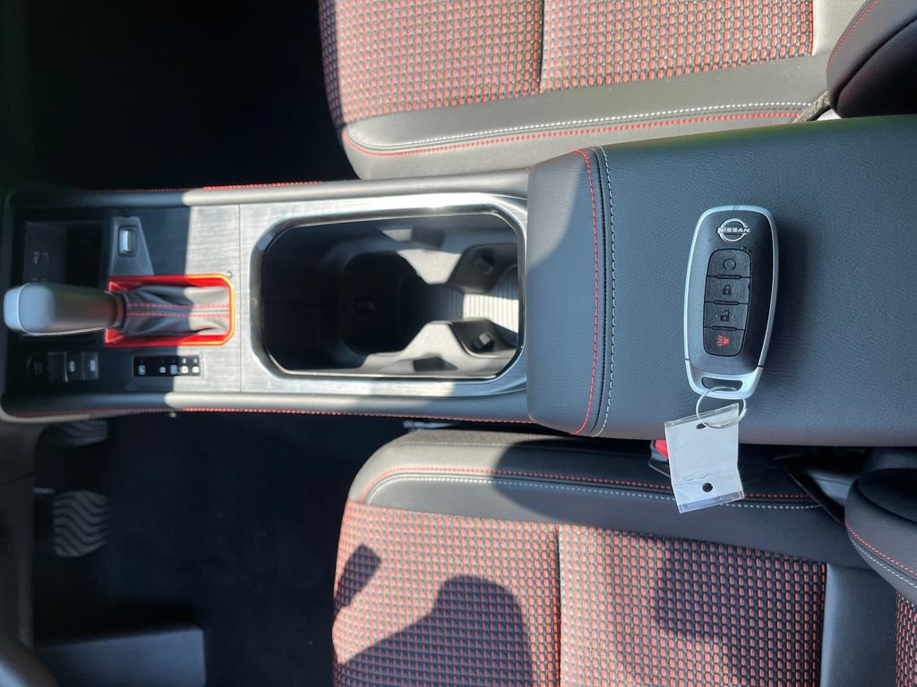 New 2027 Nissan Kicks SR w/ SR Premium Package FWD image 29