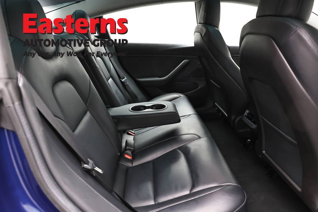 Used 2019 Tesla Model 3 Standard Range image 17