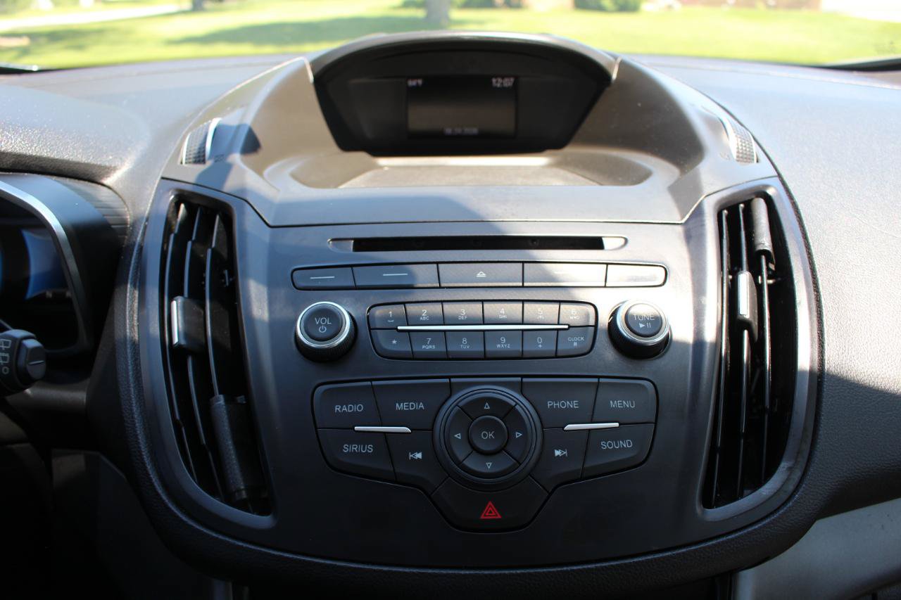 Used 2018 Ford C-MAX SE w/ Cold Weather Package FWD image 24