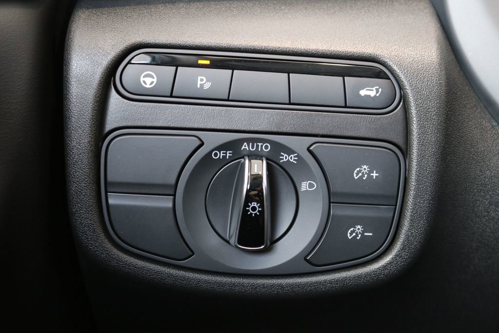 Certified 2025 INFINITI QX50 Luxe image 56