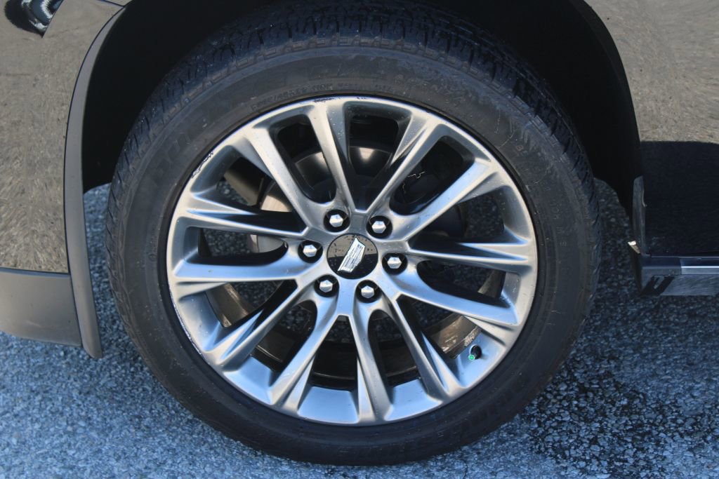 Used 2020 Cadillac Escalade Platinum w/ Escalade Sport Edition AWD/4WD image 8