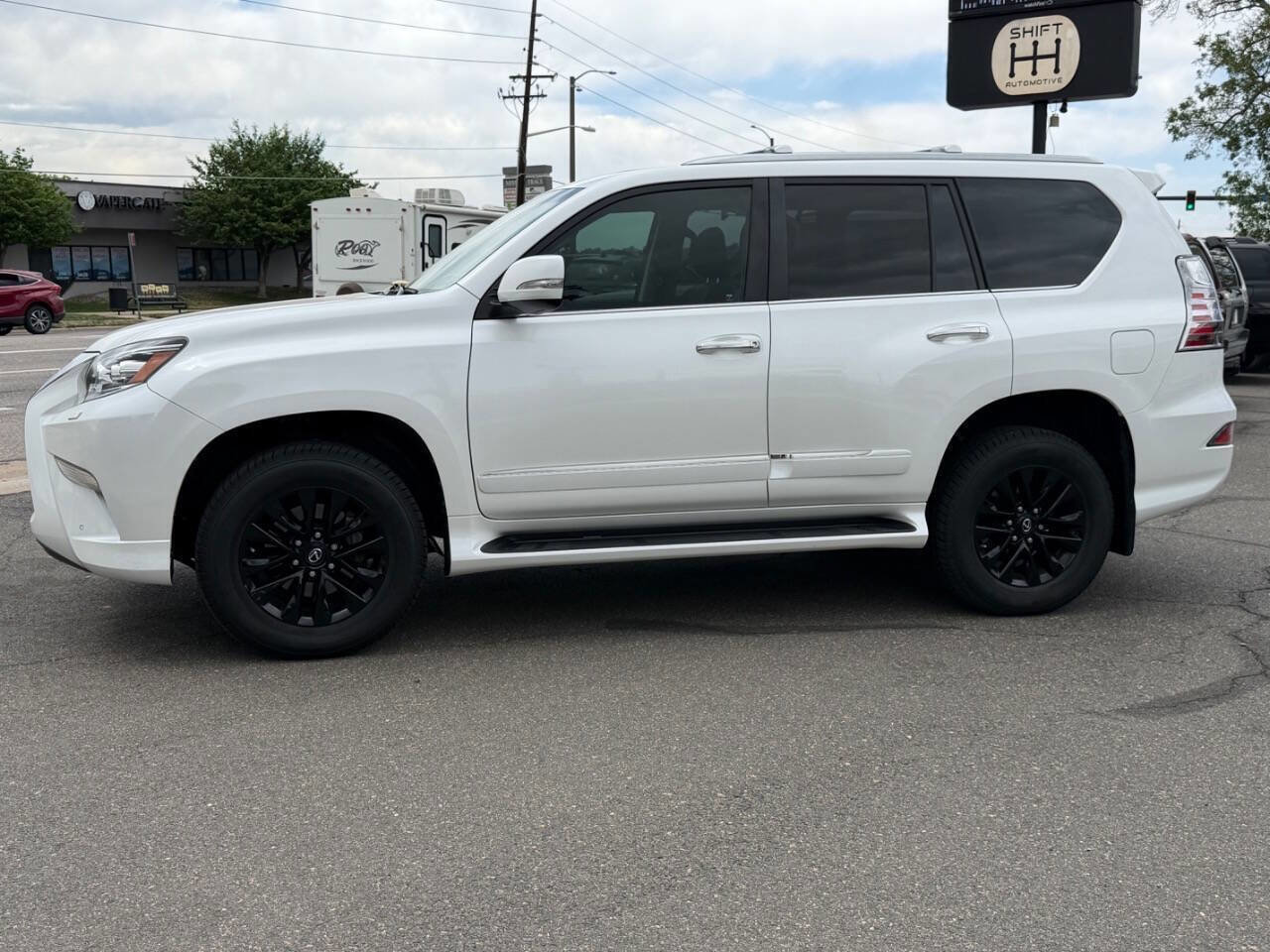 Used 2018 Lexus GX 460 Premium w/ Premium Package AWD/4WD image 6