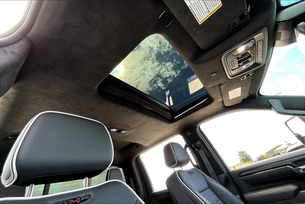 Used 2024 GMC Sierra 2500 AT4X image 22