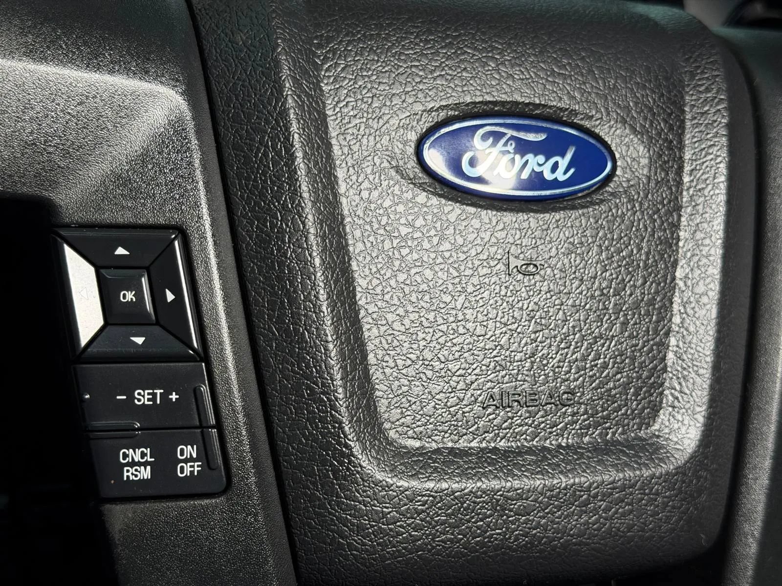 Used 2017 Ford Expedition EL XLT AWD/4WD image 35