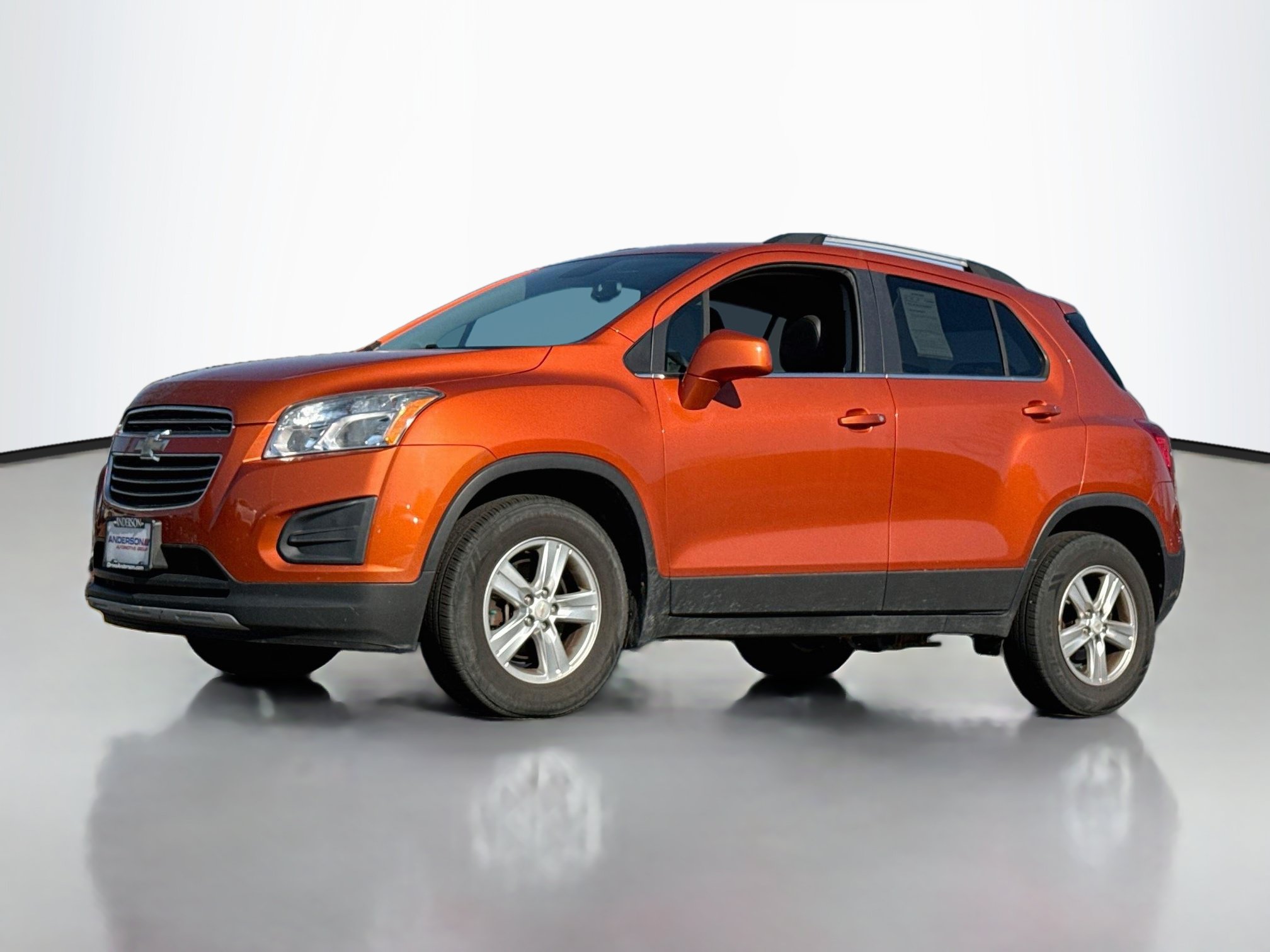 Used 2015 Chevrolet Trax LT w/ LT Plus Package AWD/4WD image 3