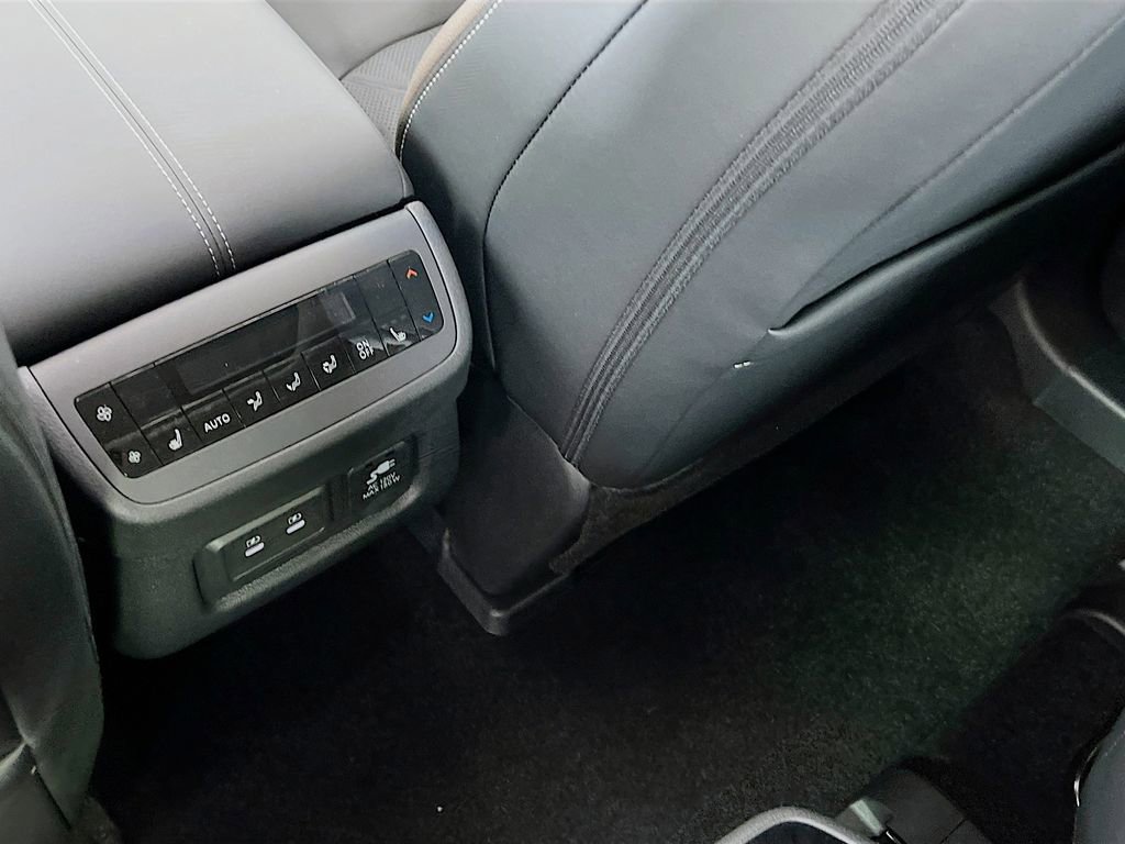 New 2026 Nissan Pathfinder Platinum image 23