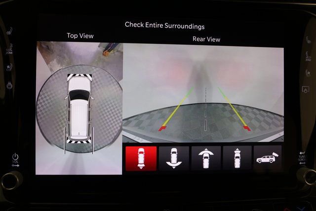 Used 2023 Jeep Grand Wagoneer Series II w/ Premium Group II image 18