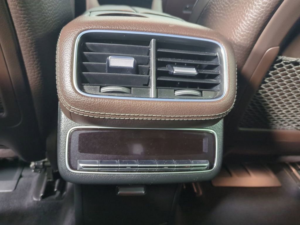 Used 2022 Mercedes-Benz GLS 450 4MATIC image 18